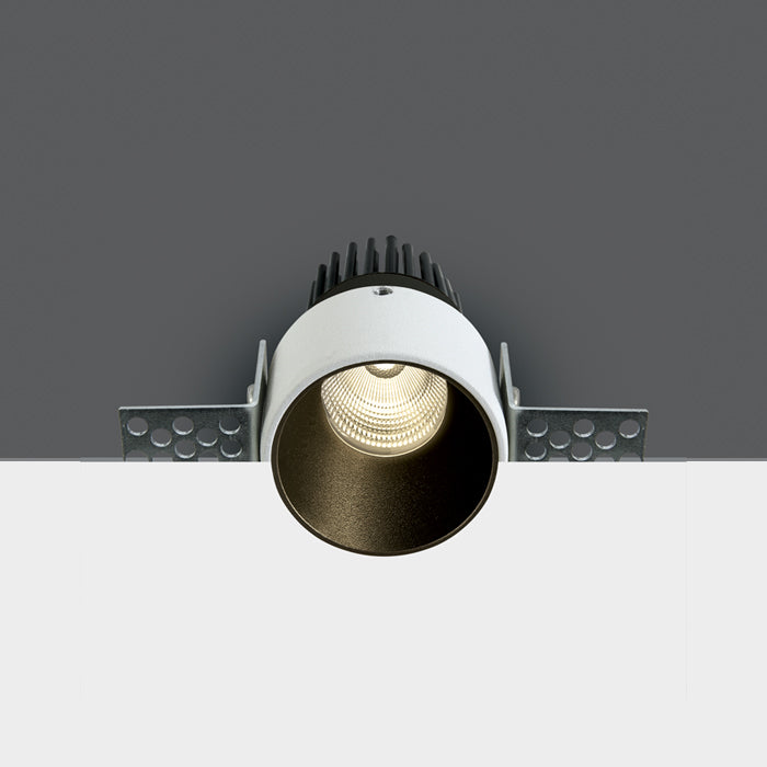 One Light 10103BTR The Trimless 3W Range Aluminium 3W - 42mm Cut-Out