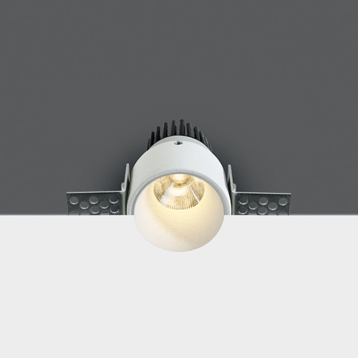 One Light 10103BTR The Trimless 3W Range Aluminium 3W - 42mm Cut-Out