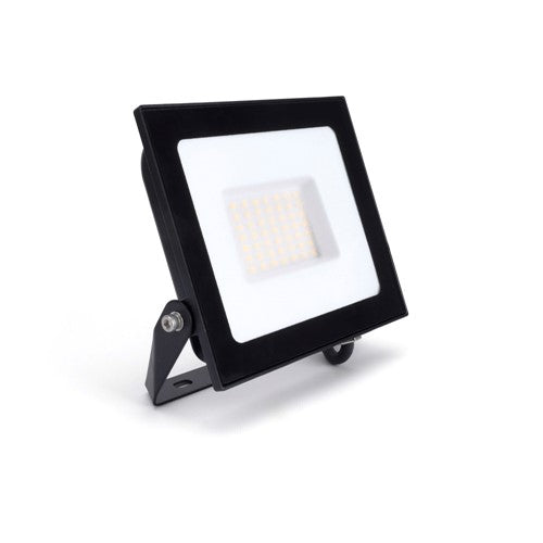 Integral LED Compact Slim Floodlight 50W 5000Lm 3000K 120 Beam 100Lm/W Ip65 Ik08 Integral Led Black - ILFLE007
