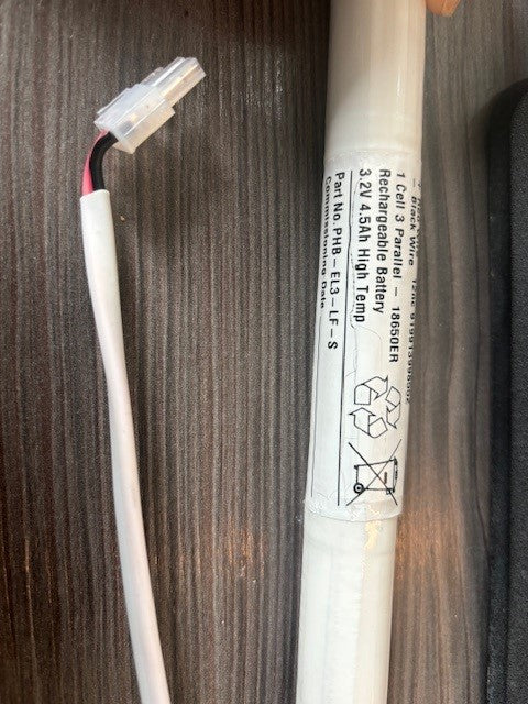 3/18650-B-3.2V-C006T Connector SAME AS 919913998552