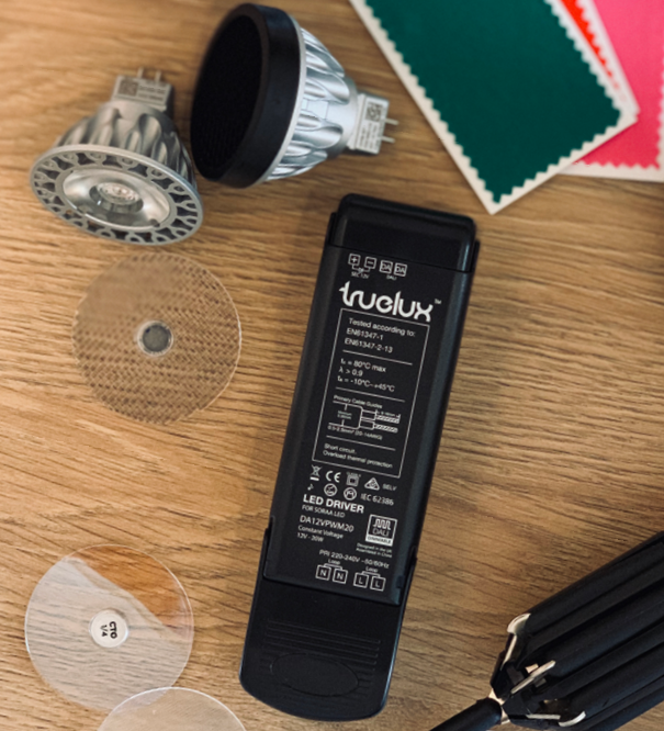 AN12VPWM-20 DRIVER LED PWM-12v 1-10v DIMMING IP20- obsolete alternative Soraa compatible driver will be sent, please see downloads for datasheet