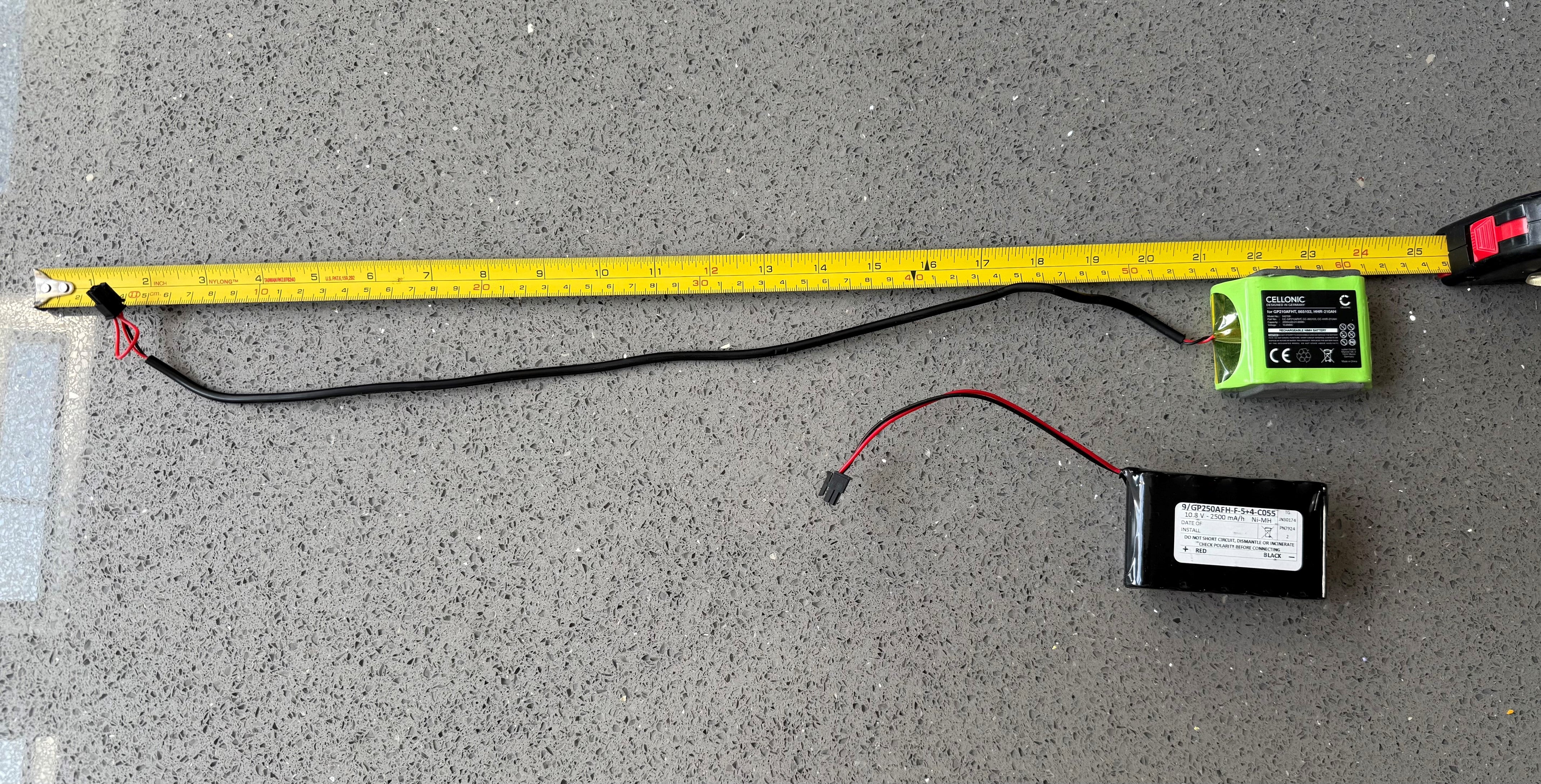 Same as Velux 865103 10.8V 2100Ma Ni-MH