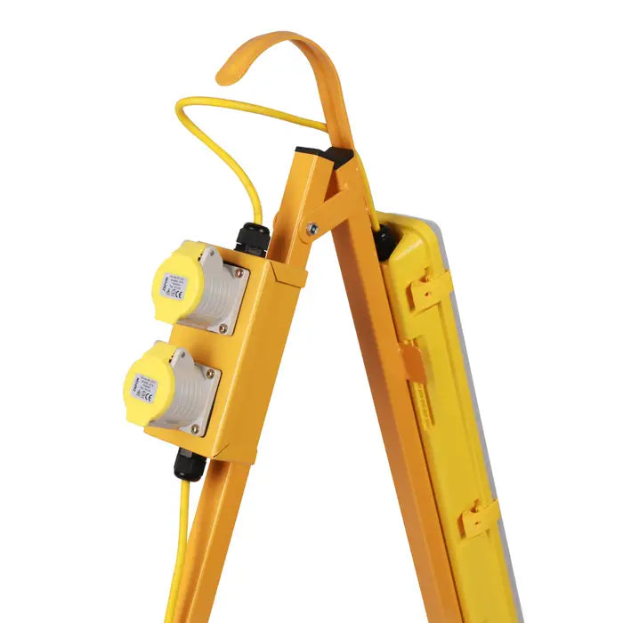 Bright Source 2ft 20w 4000k 110V LED Non Corrosive Fitting & Plasterers A-Frame - Cool White